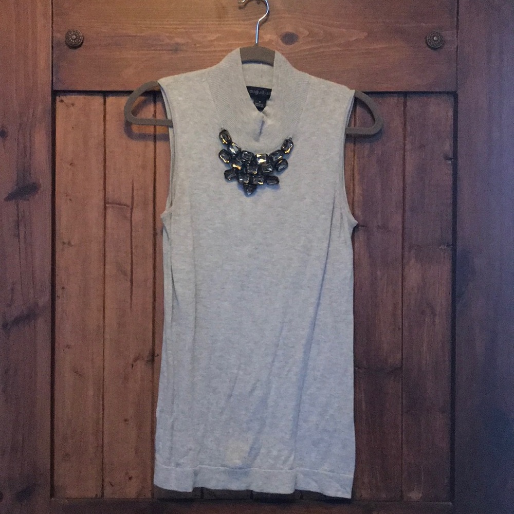 Women’s August silk size M top